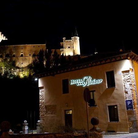 Hotel Alcazar Ségovie Extérieur photo
